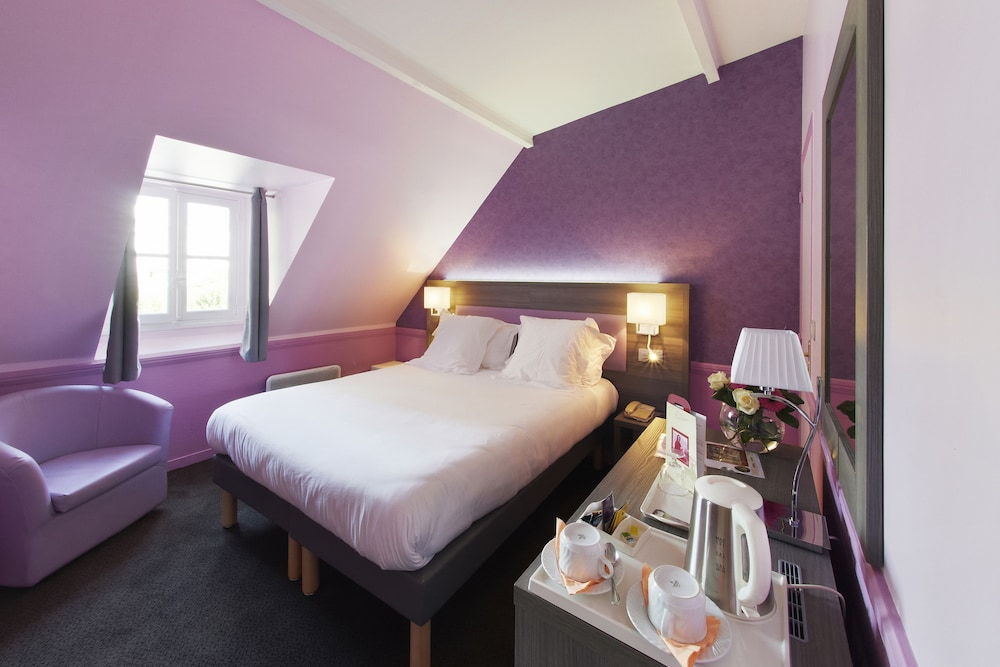 hotel poussin
