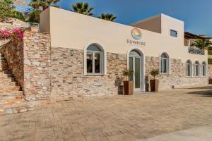 sunrise beach suites