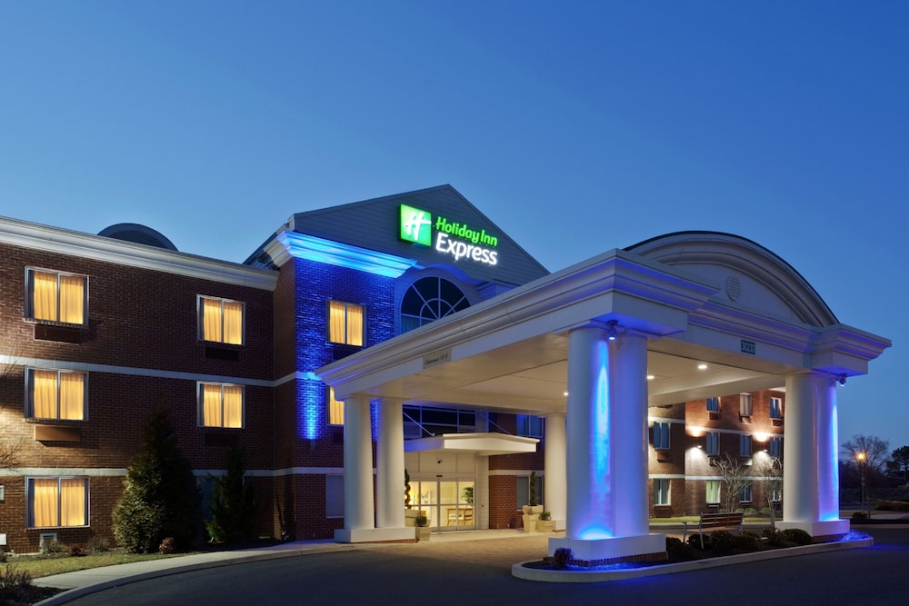 holiday inn express and suites salisbury delmar