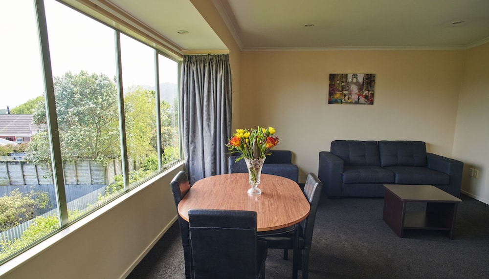 aachen place motel
