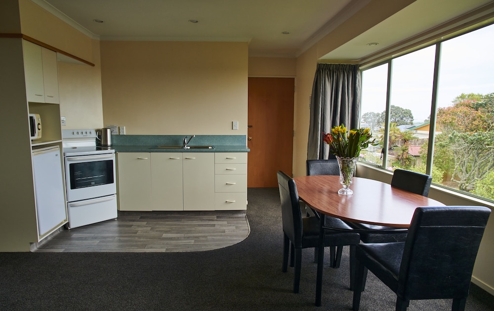 aachen place motel