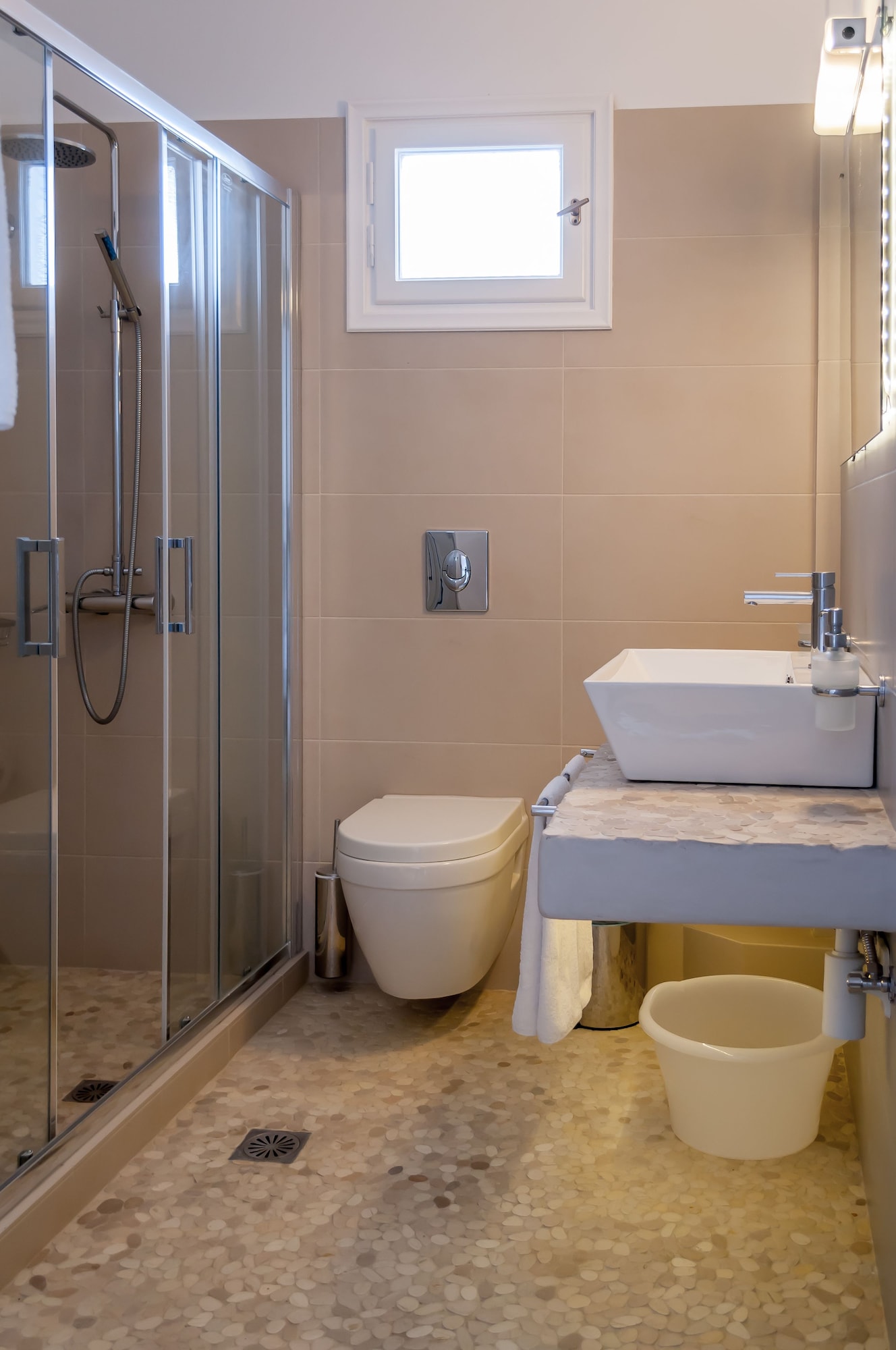 milos