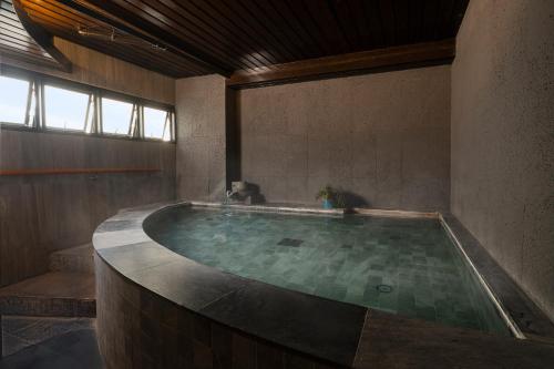 cross vibe sukhumvit hotel