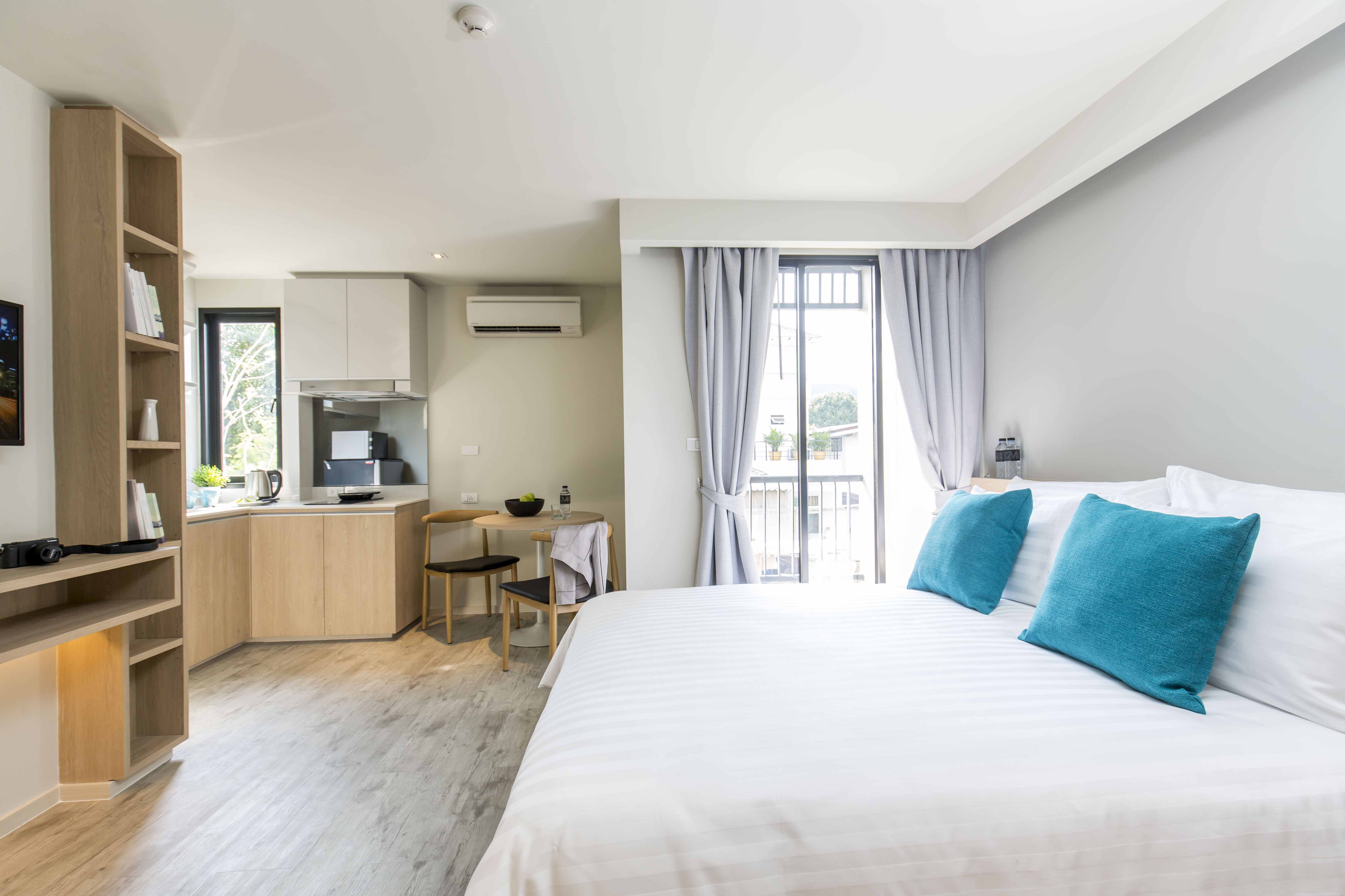 cross vibe sukhumvit hotel
