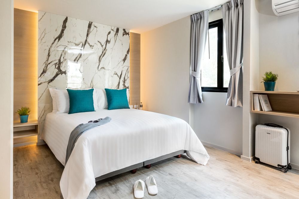 cross vibe sukhumvit hotel