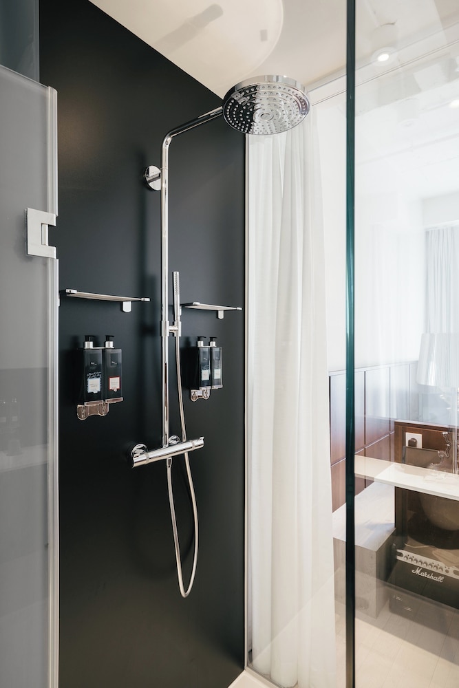 ruby lilly hotel munich