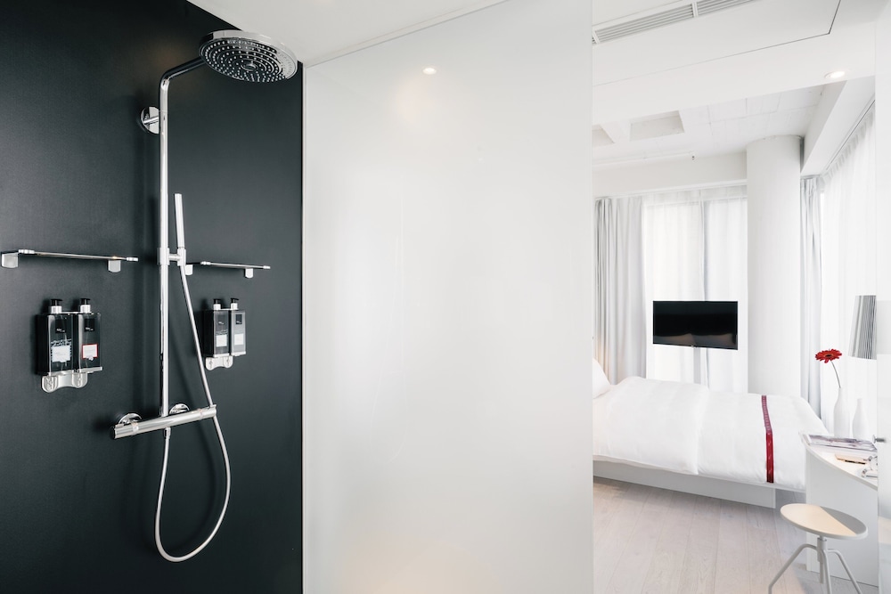 ruby lilly hotel munich