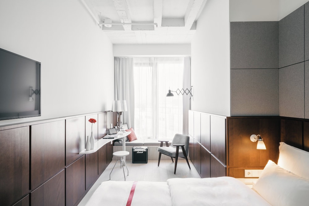 ruby lilly hotel munich