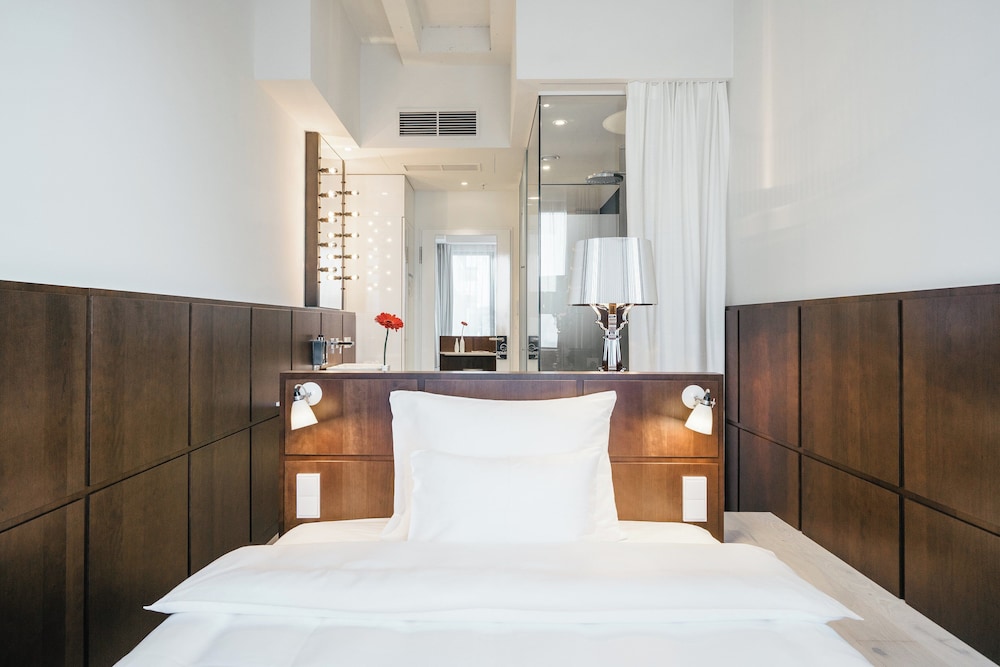 ruby lilly hotel munich