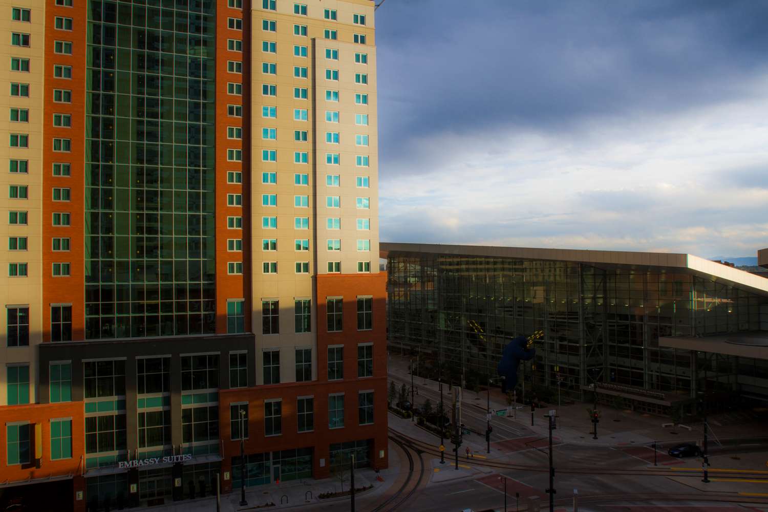 embassy suites by hilton denver downtown convention center