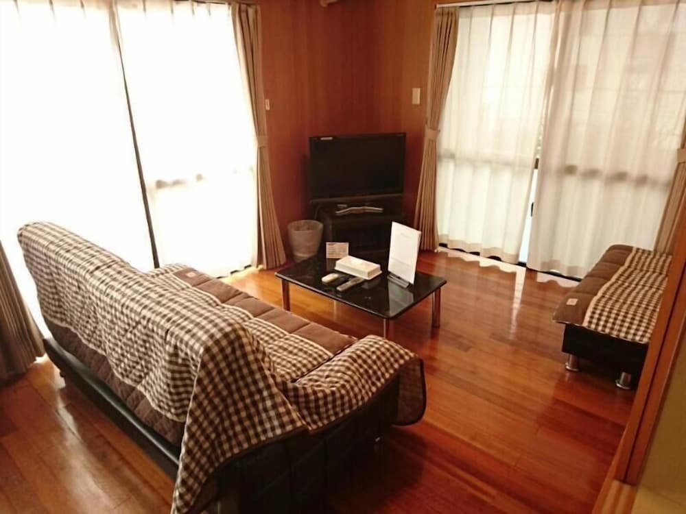 kokusai towns inn