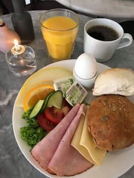 Systrar & Bönor Bed & Breakfast,Trelleborg>>Malmo,3 star