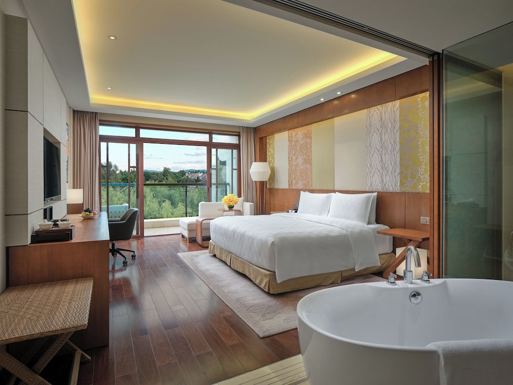 hualuxe kunming