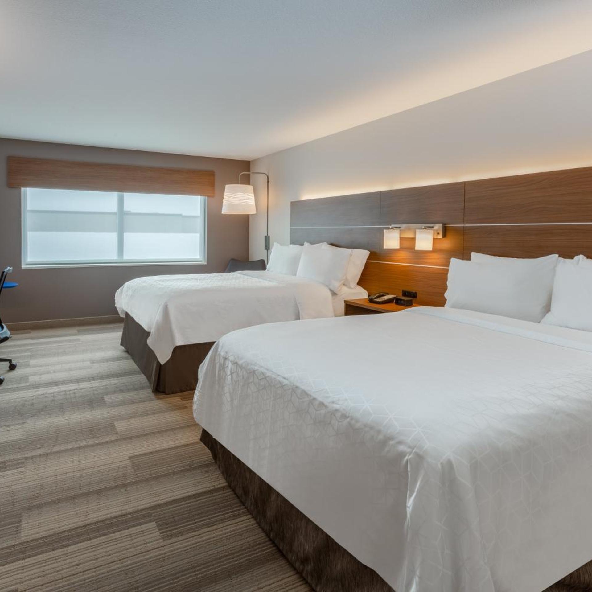 holiday inn express and suites rice lake by ihg