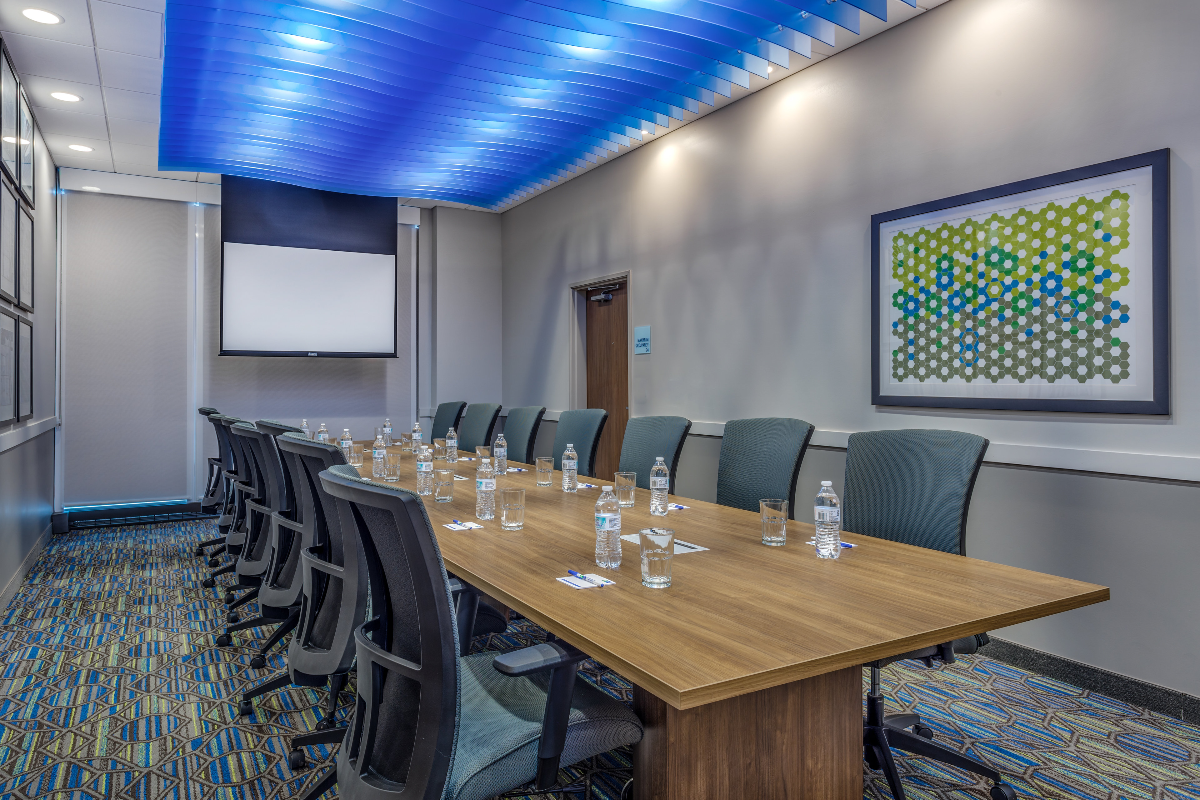 holiday inn express and suites rice lake by ihg