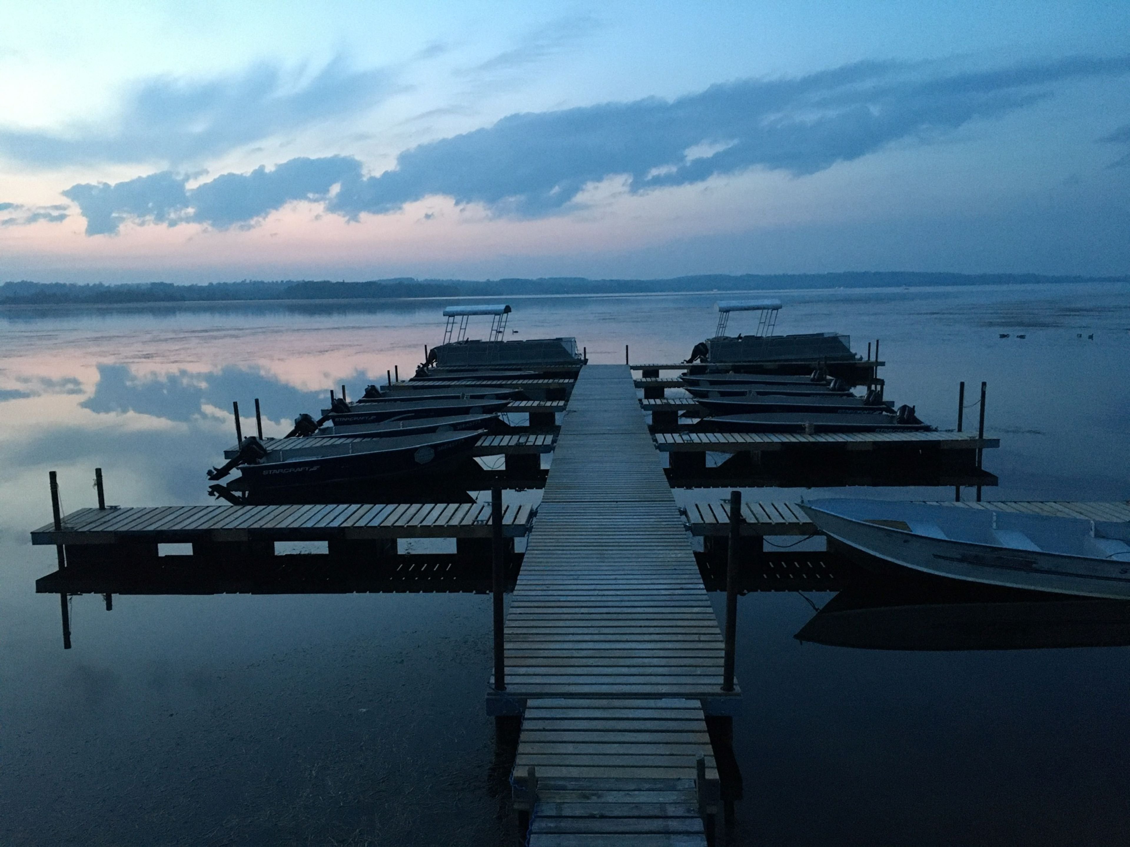 holiday inn express and suites rice lake by ihg