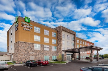 Holiday Inn Express & Suites Rice Lake By Ihg,Weyerhaeuser>>Rice Lake,3 star
