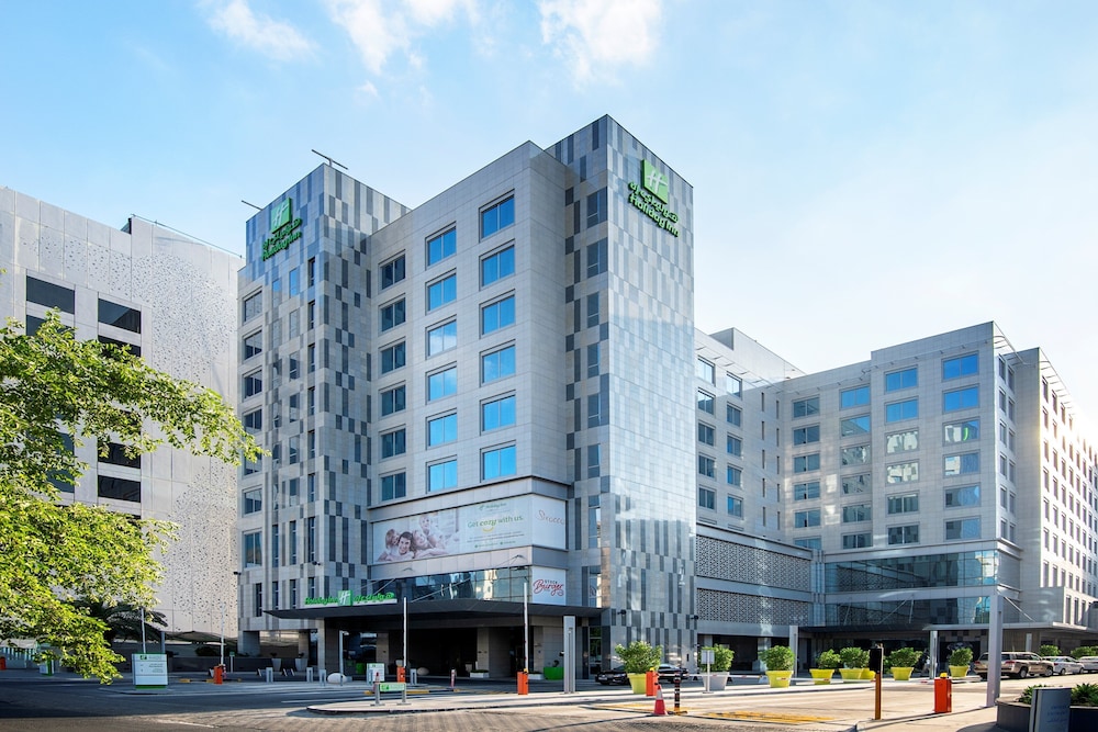 holiday inn doha the business park by ihg