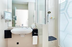 holiday inn doha the business park by ihg