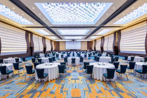 holiday inn doha the business park by ihg