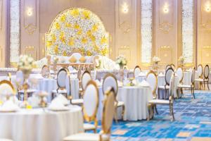holiday inn doha the business park by ihg