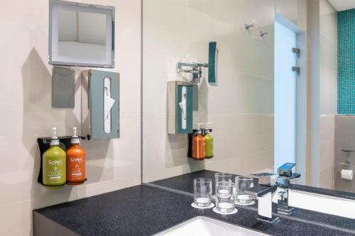 holiday inn doha the business park by ihg