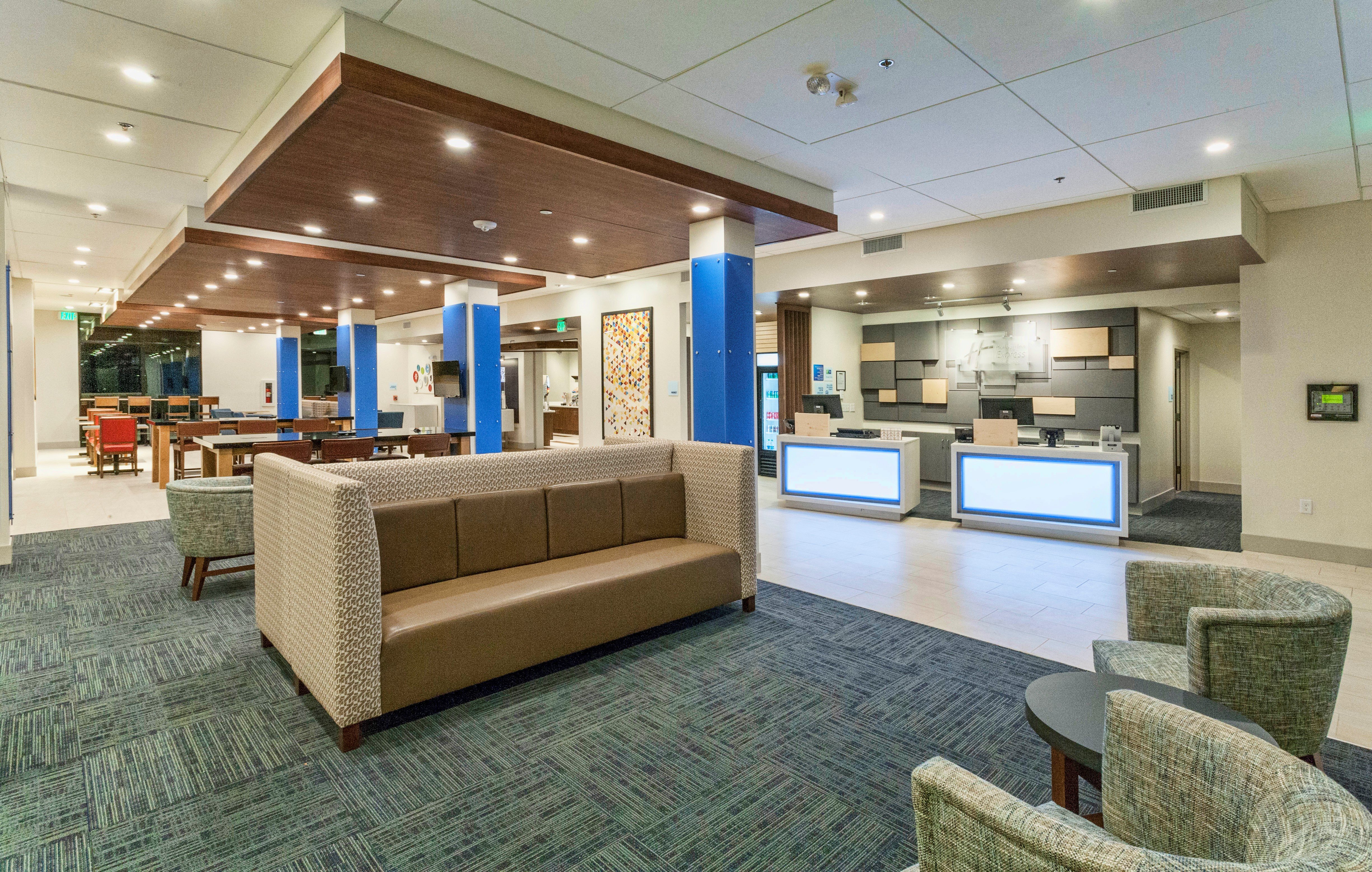 holiday inn express and suites dodge city by ihg