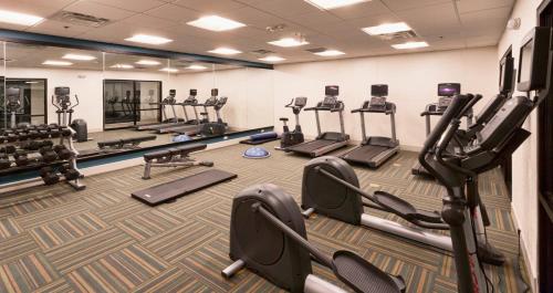 holiday inn express and suites dodge city by ihg