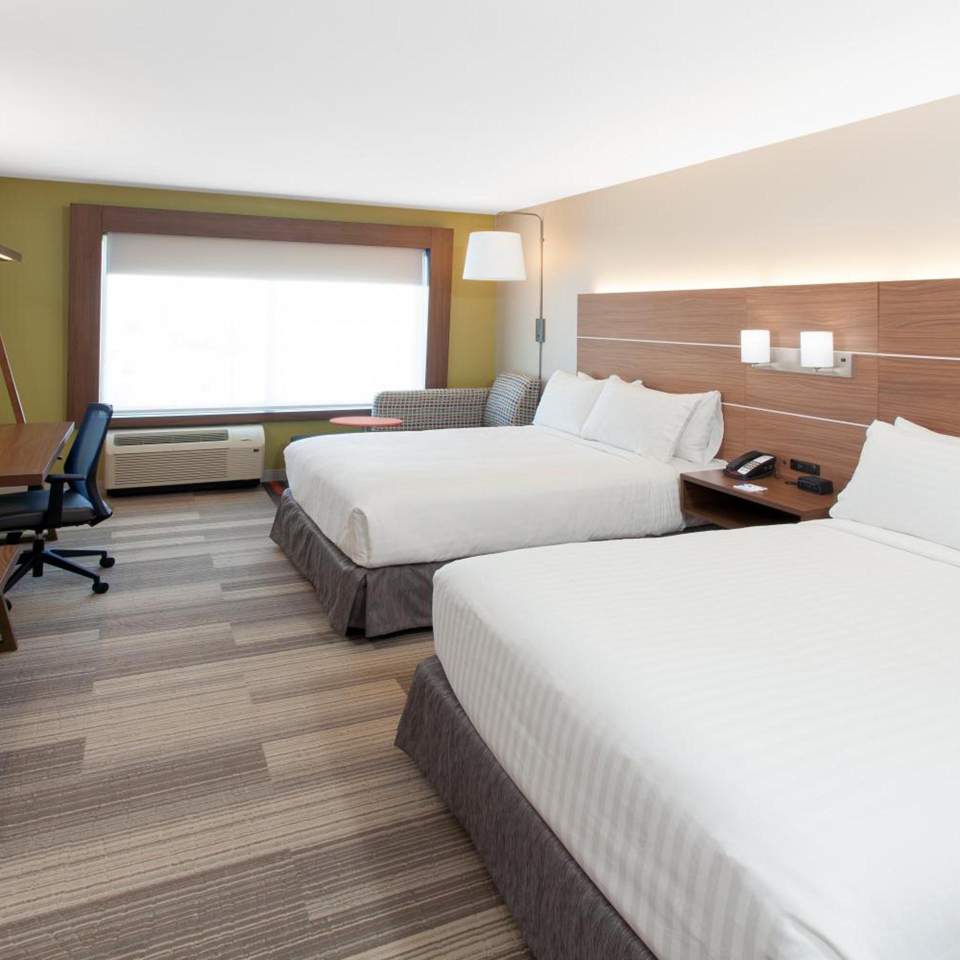 holiday inn express and suites detroit sterling heights by ihg