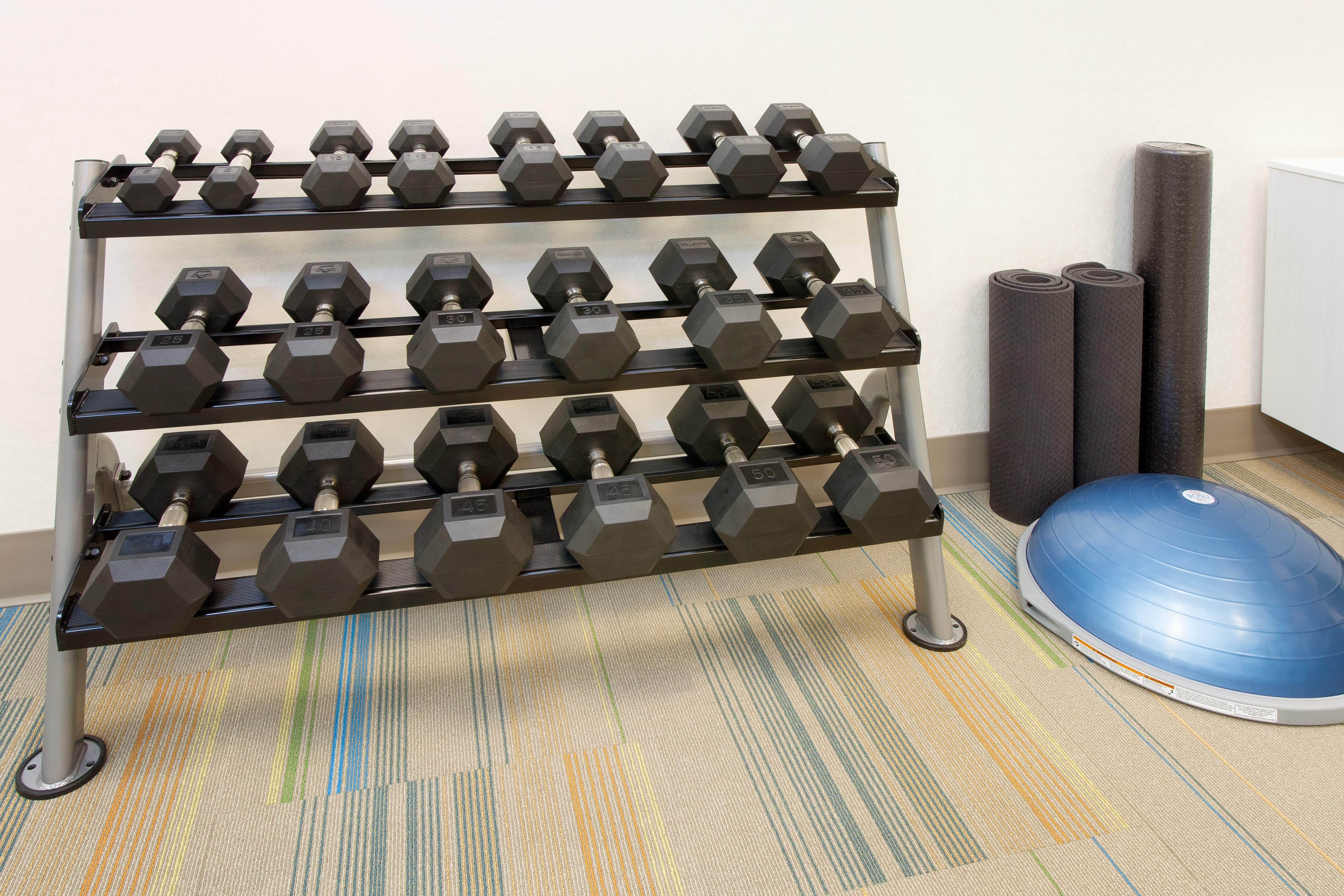 holiday inn express and suites detroit sterling heights by ihg