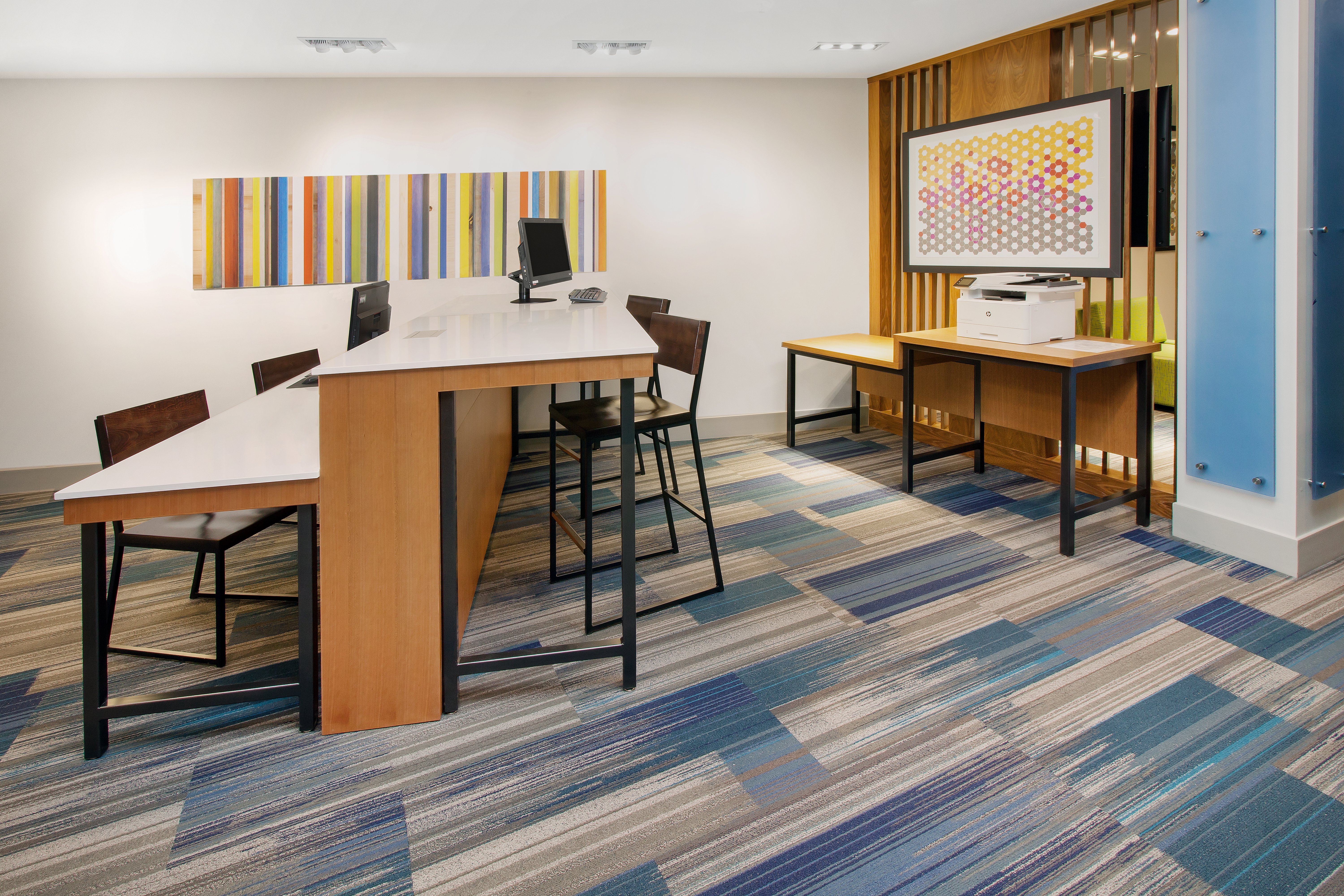 holiday inn express and suites detroit sterling heights by ihg