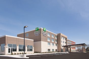 holiday inn express and suites detroit sterling heights by ihg