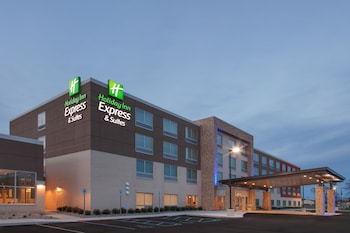 holiday inn express and suites detroit sterling heights by ihg