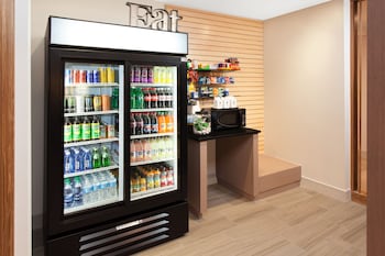 holiday inn express and suites detroit sterling heights by ihg