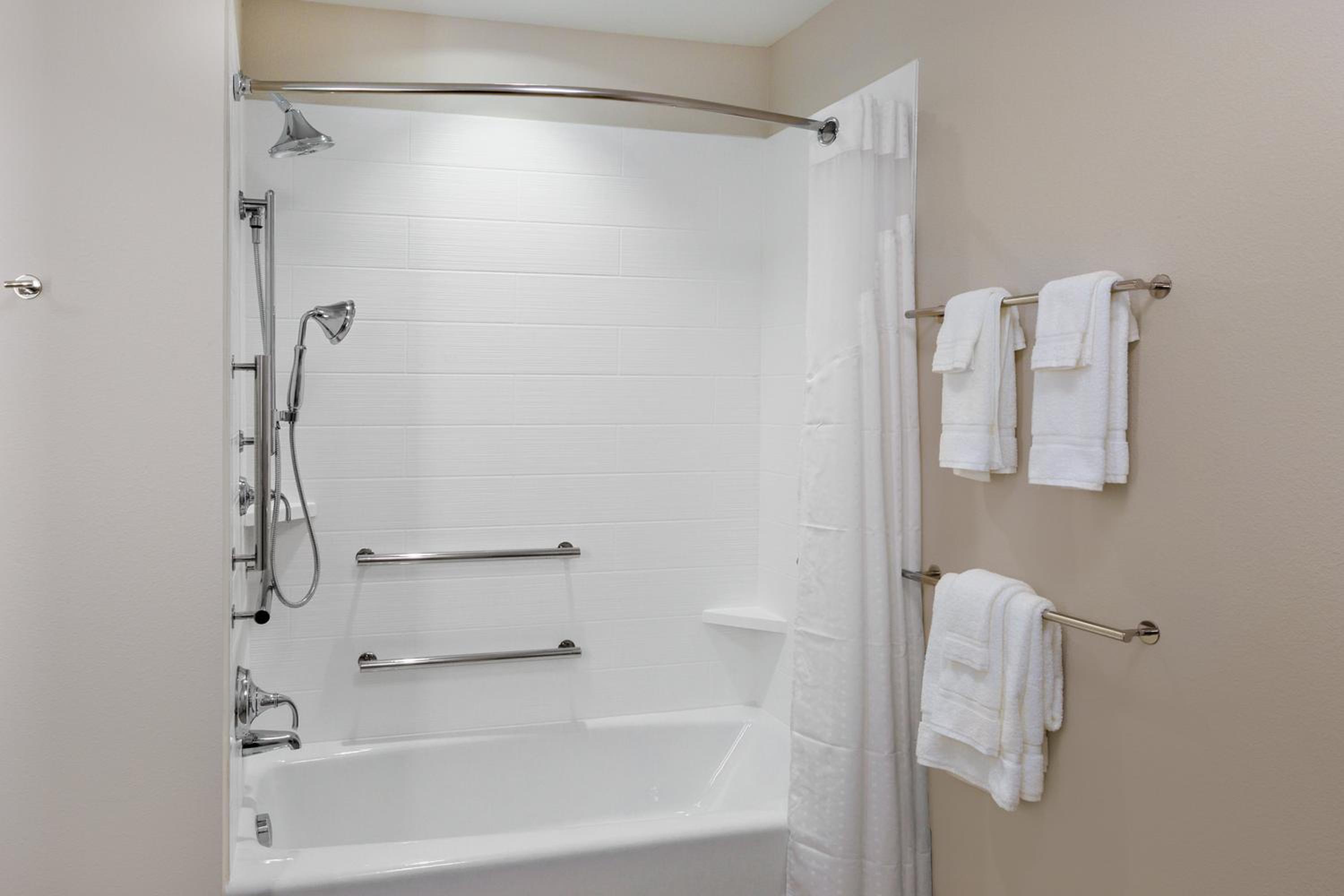 holiday inn express and suites prosser yakima vall