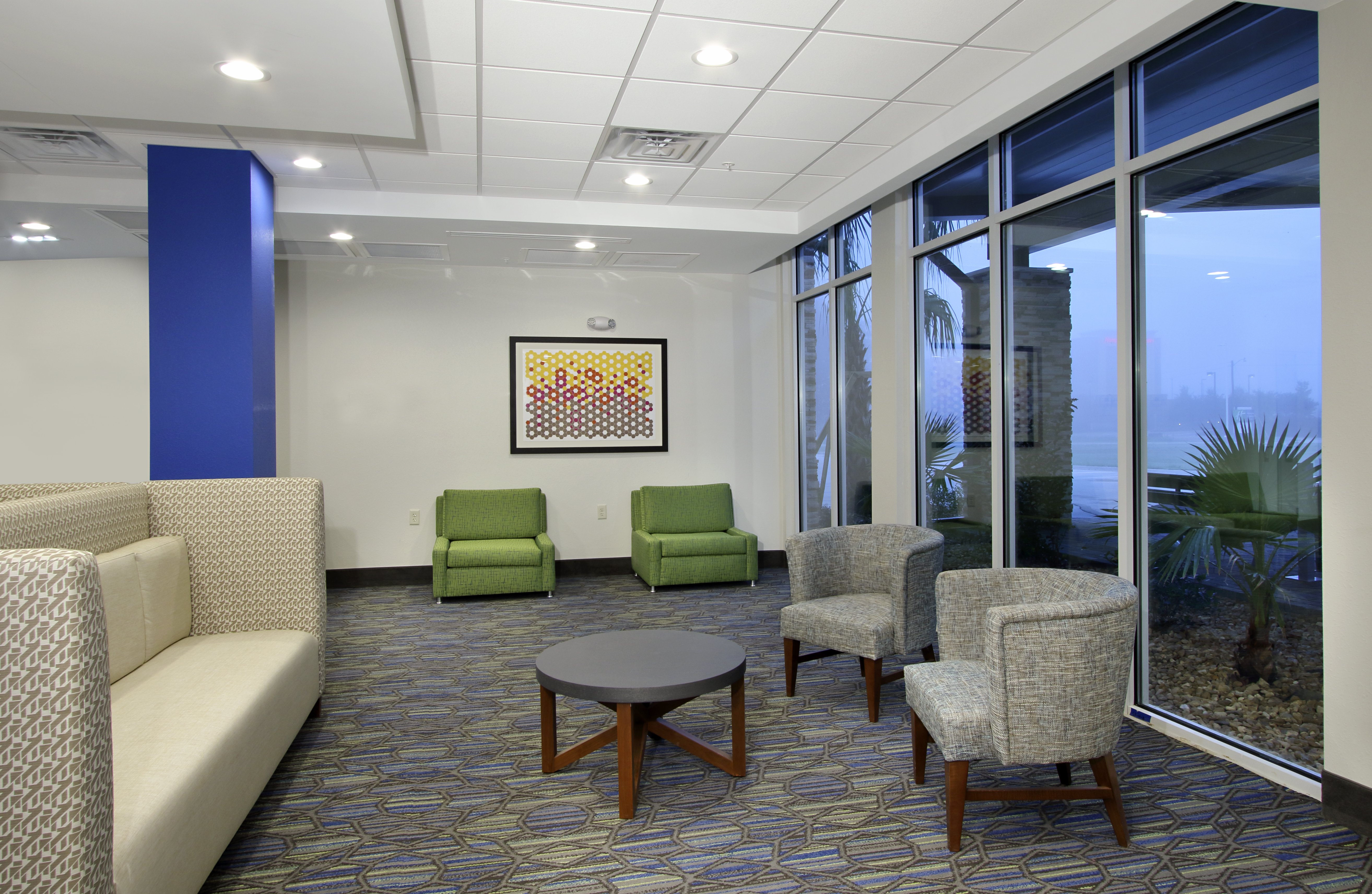 holiday inn express and suites columbus north by ihg