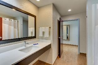 holiday inn express and suites columbus north by ihg