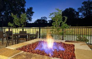 holiday inn express and suites columbus north an ihg hotel