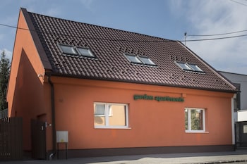 garden apartments