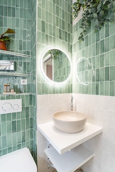 queens boutique hotel