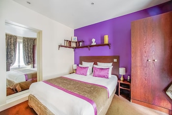 queens boutique hotel