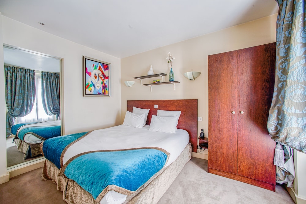 queens boutique hotel