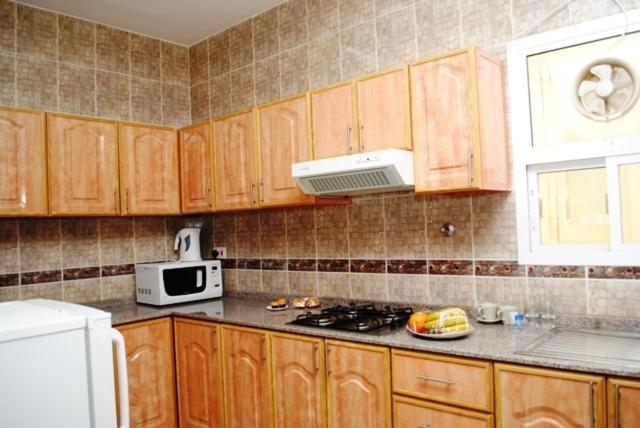 al murooj hotel apartments