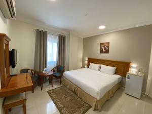 al murooj hotel apartments