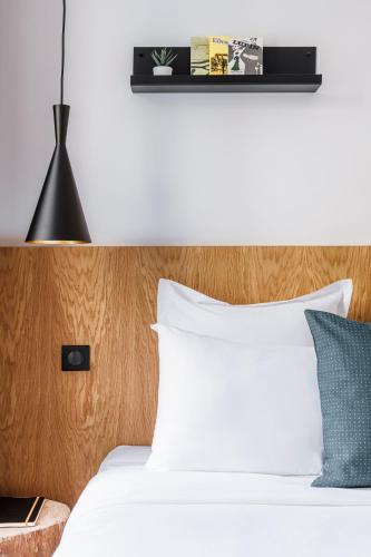 9Hotel Bastille - Lyon,23, Rue De Lyon,3 star