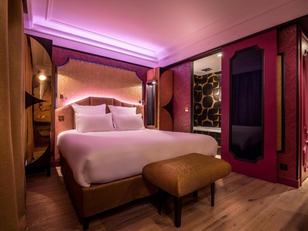 idol hotel