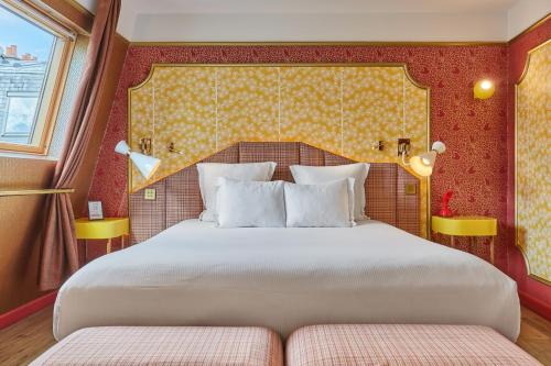 idol hotel