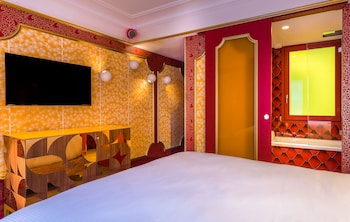 idol hotel