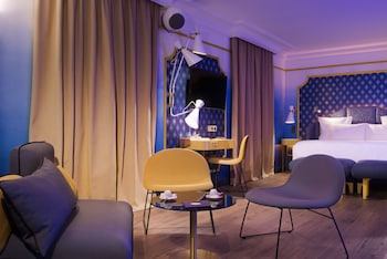 idol hotel