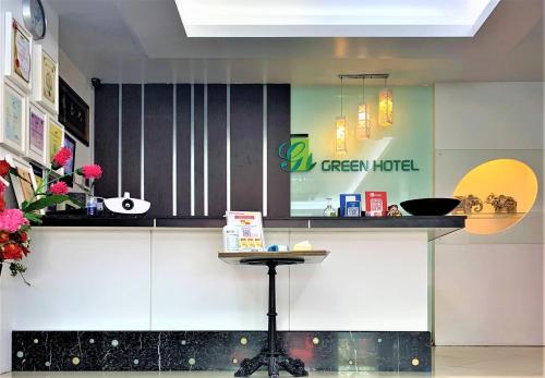 green hotel puchong